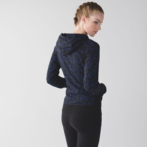 Lululemon |  Scuba Hoodie III *Terry - Picture 4 of 10